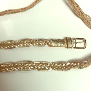 Gold belt, never worn, size S/M